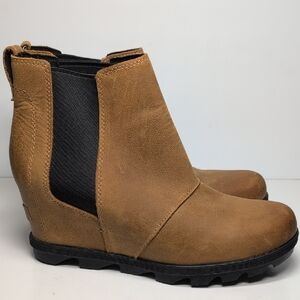 Sorel Joan of Arctic II hidden wedge brown ankle boot womans sz 9.5 EU 40.5
